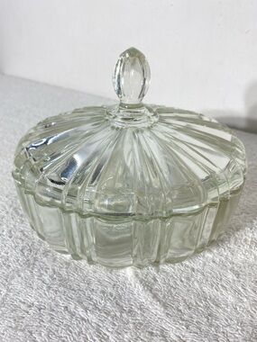 Vintage 1936/40 Anchor Hocking "Old Café Clear" Pressed Glass Candy Dish W Lid